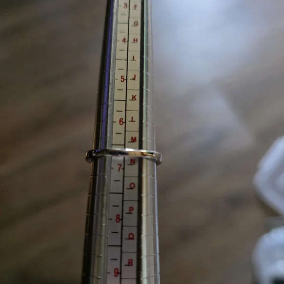 Ring - Picture 2 of 7